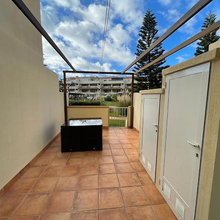 דירות רוקאוטס דה מר Moderna Y Alegre Vivienda Junto Al Mar . מראה חיצוני תמונה