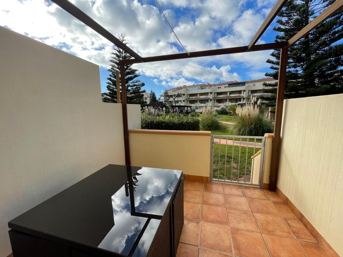 דירות רוקאוטס דה מר Moderna Y Alegre Vivienda Junto Al Mar . מראה חיצוני תמונה